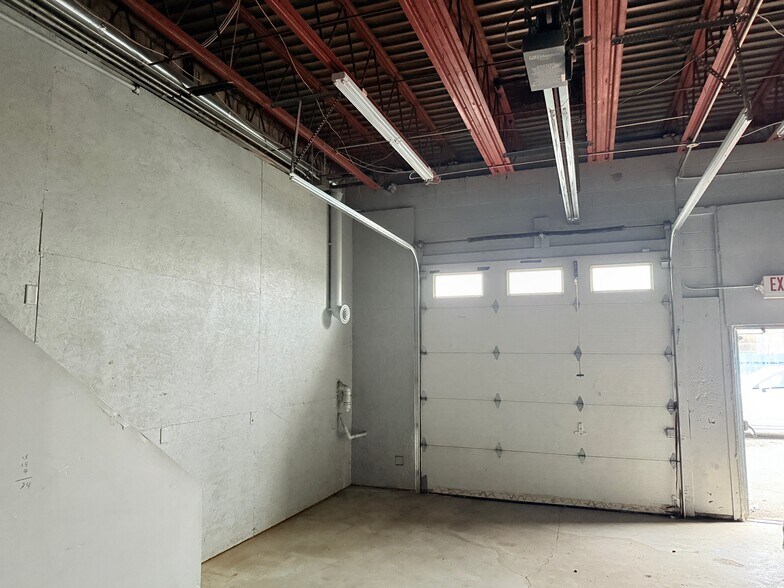 More Photos Of 4865 Carpenter Rd, Ypsilanti Warehouse For Sale