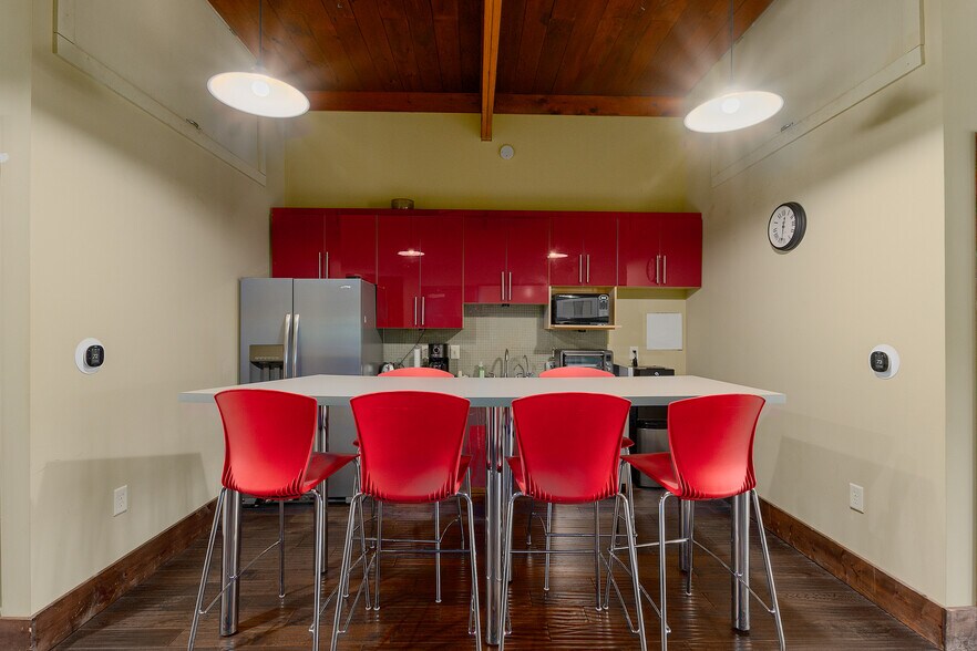 More Photos Of 918 Holcomb Bridge Rd, Roswell Loft Creative Space For Sale