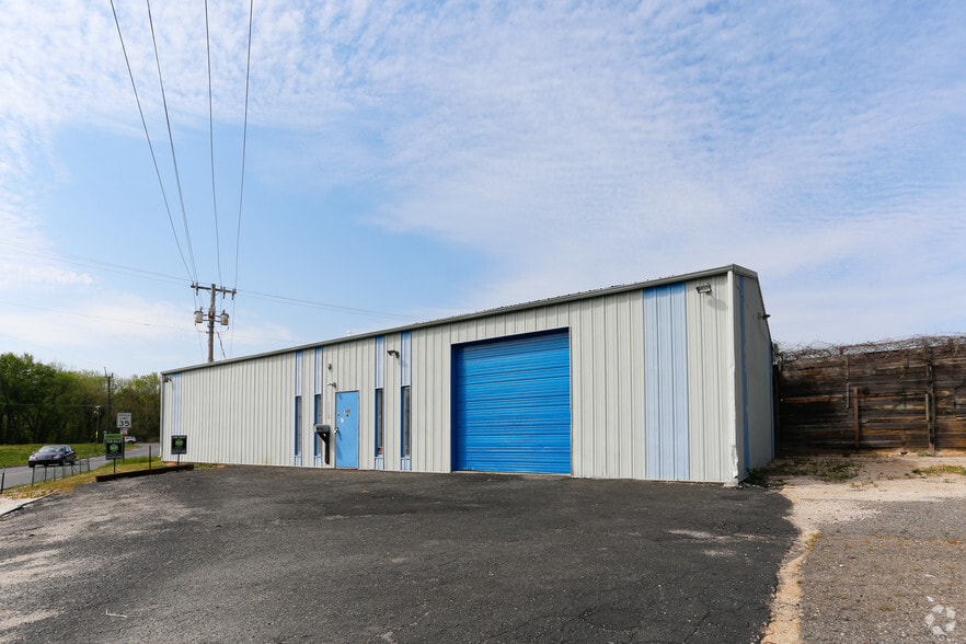 Primary Photo Of 108 Osceola St, Gastonia Warehouse For Lease