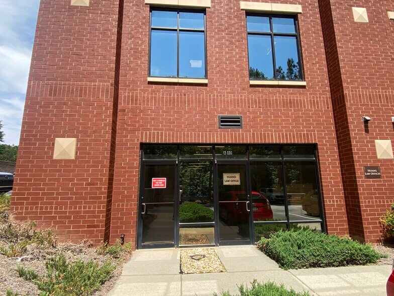 More Photos Of 2700 N Berkeley Lake Rd, Duluth Office For Sale