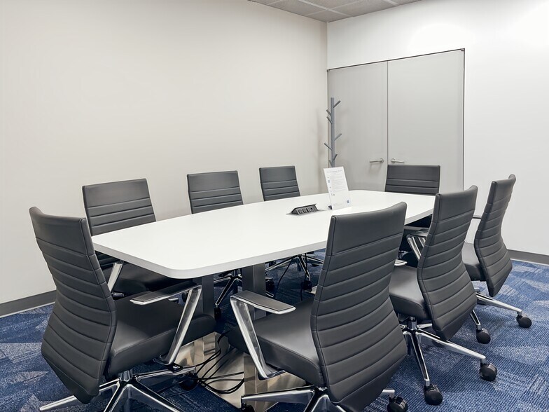 More Photos Of 600 Plastics Pl, Kalamazoo Coworking Space