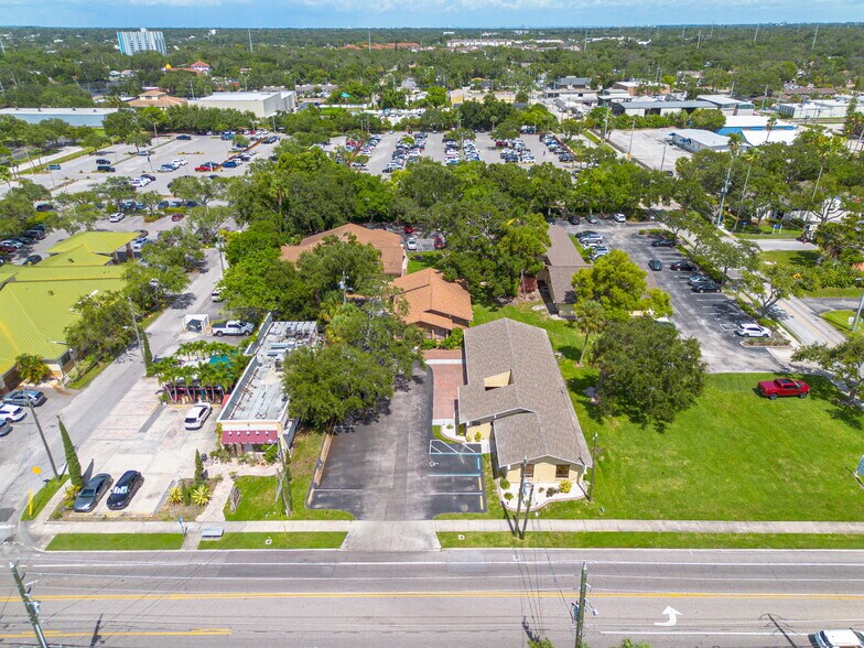 More Photos Of 1105 S Fort Harrison Ave, Clearwater Medical For Lease