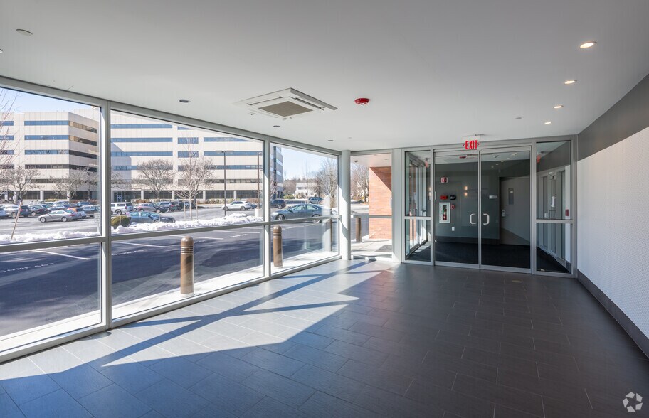 More Photos Of 746 South St, Waltham Office For Lease