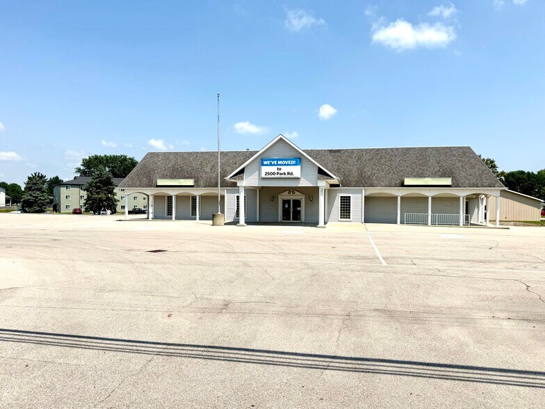 Primary Photo Of 3548 Western Ave, Connersville Mixed Retail For Sale