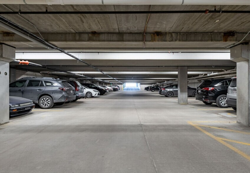 More Photos Of 1320 S 1st St, Milwaukee Apartments For Lease