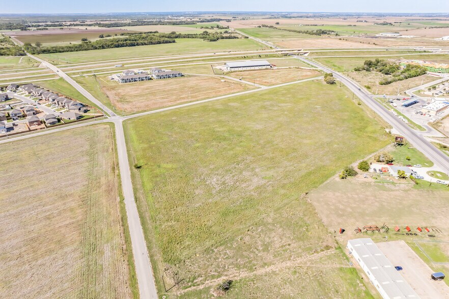 More Photos Of 2100 San Antonio Street, Lockhart Land For Sale