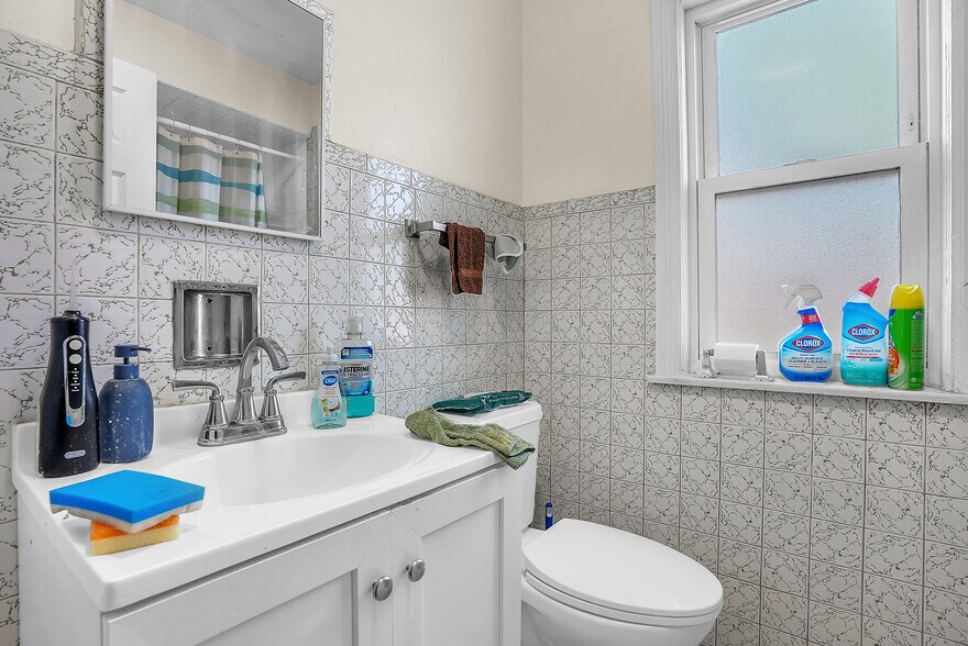 More Photos Of 8206 Highland Pl, Munster Multifamily For Sale