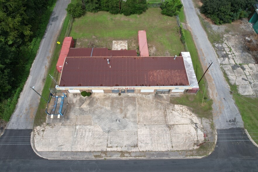 More Photos Of 321 Williamsburg County hwy, Kingstree Warehouse For Sale