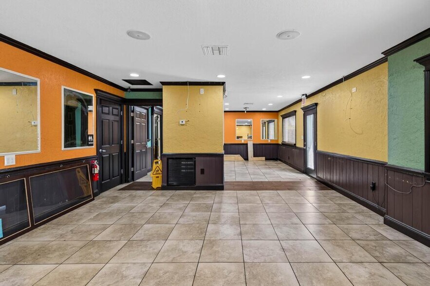 More Photos Of 102 Phillips Dairy Rd, Palatka Restaurant For Sale