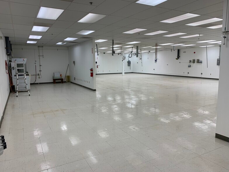 More Photos Of 725 Trademark Dr, Reno Warehouse For Lease
