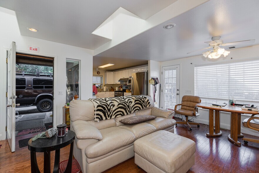 More Photos Of 3480 Petaluma Blvd N, Petaluma Self Storage For Sale