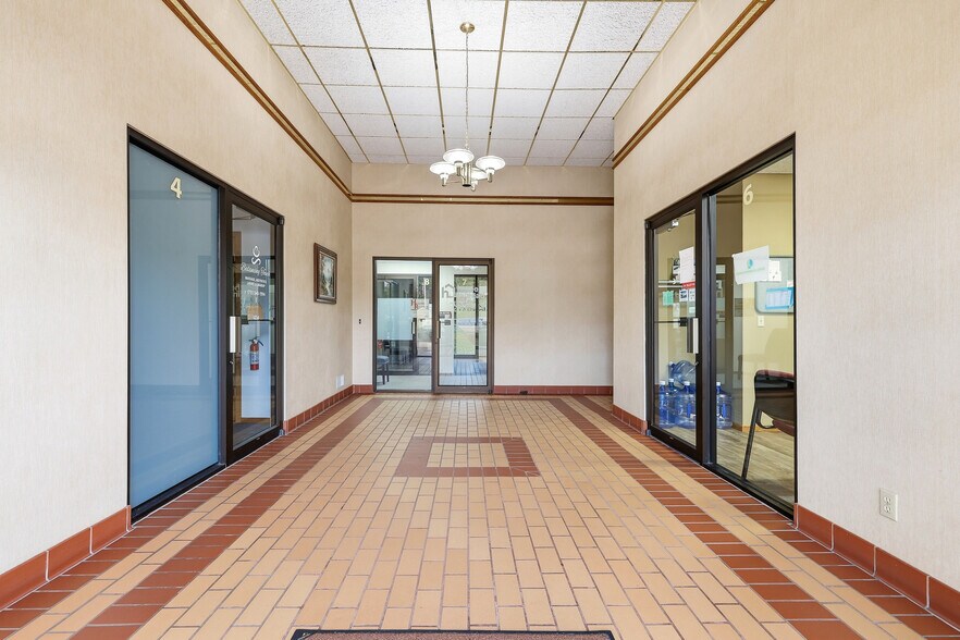 More Photos Of 1840 Post Rd, Plover Storefront Retail Office For Sale