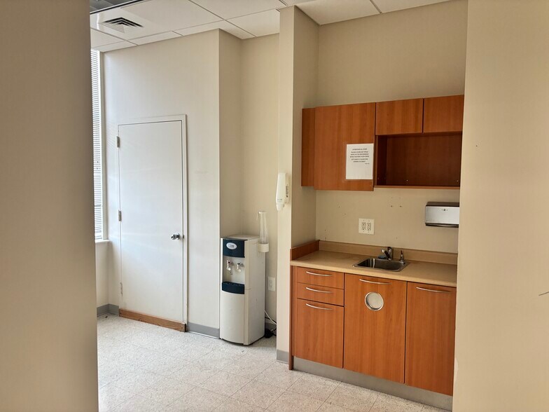 More Photos Of 330 Hinsdale St, Brooklyn Multifamily For Sale