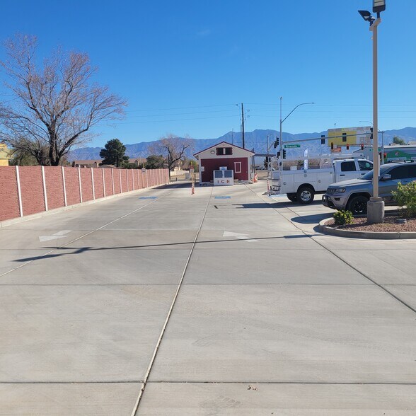 More Photos Of 391 Riverside Rd, Mesquite Convenience Store For Lease