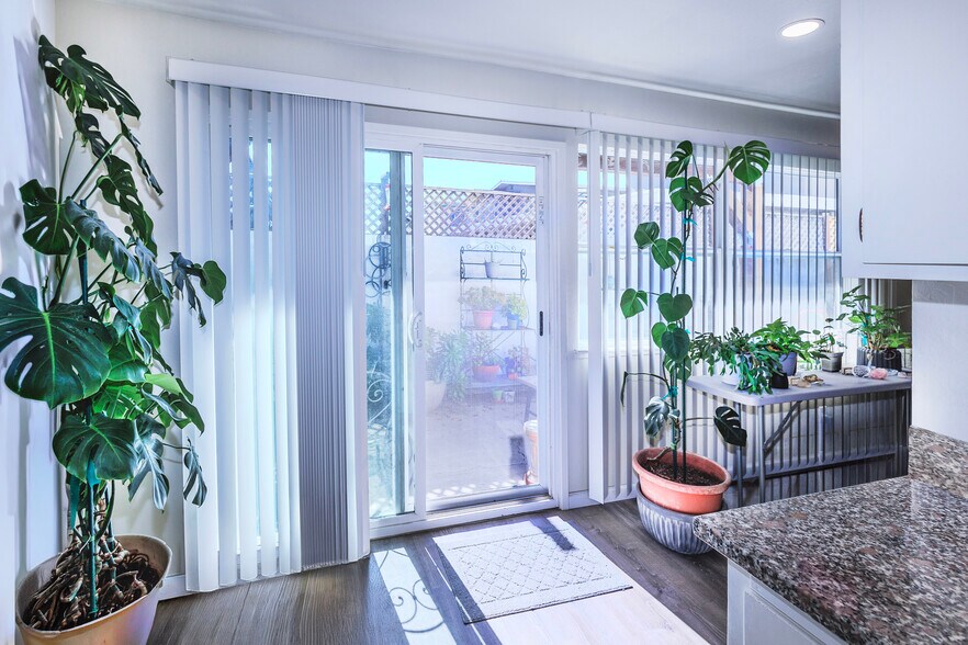 More Photos Of 106 N Bayshore Blvd, San Mateo Apartments For Sale