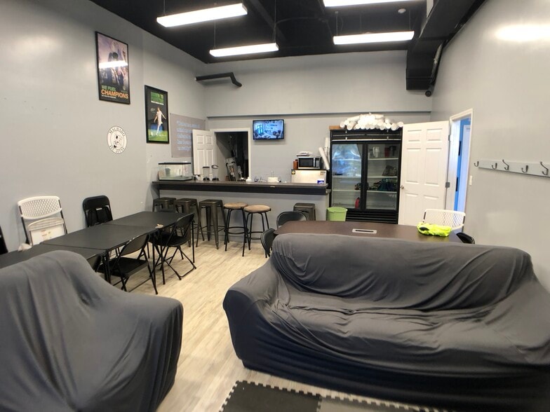 More Photos Of 3780 S Nova Rd, Port Orange General Retail For Sale