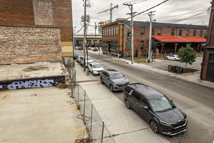 More Photos Of 115 E Jackson Ave, Knoxville Land For Sale