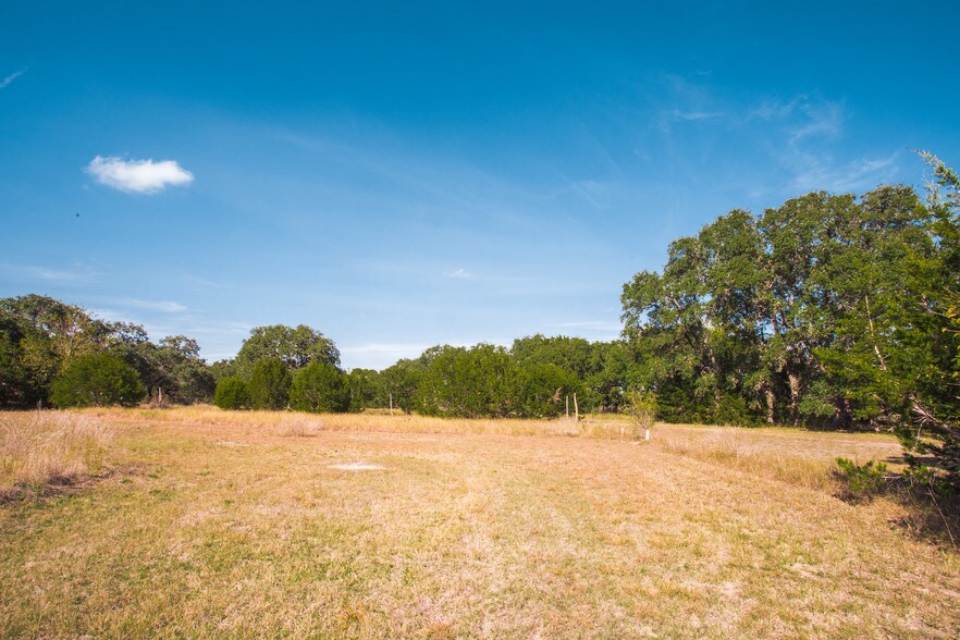 More Photos Of 7087 Dietz Elkhorn Rd, Boerne Land For Sale