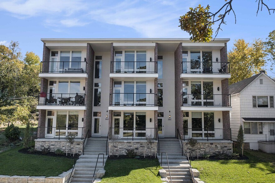 More Photos Of 3937-3937 Kenwood Ave, Kansas City Apartments For Sale