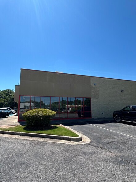 More Photos Of 420 WalMart Way, Dahlonega Freestanding For Lease