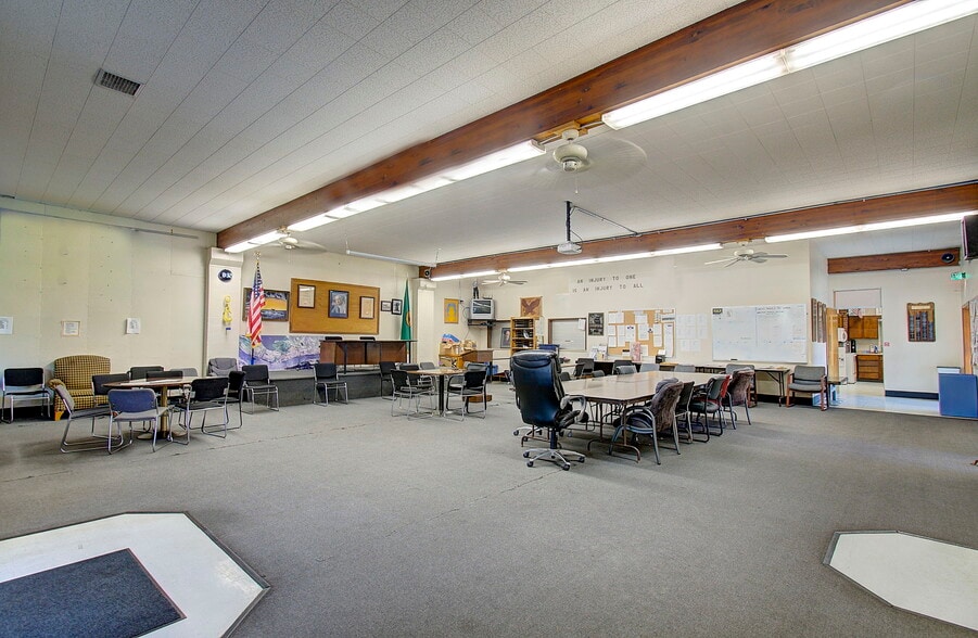 More Photos Of 1205 Ingalls St, Vancouver Lodge Meeting Hall For Sale