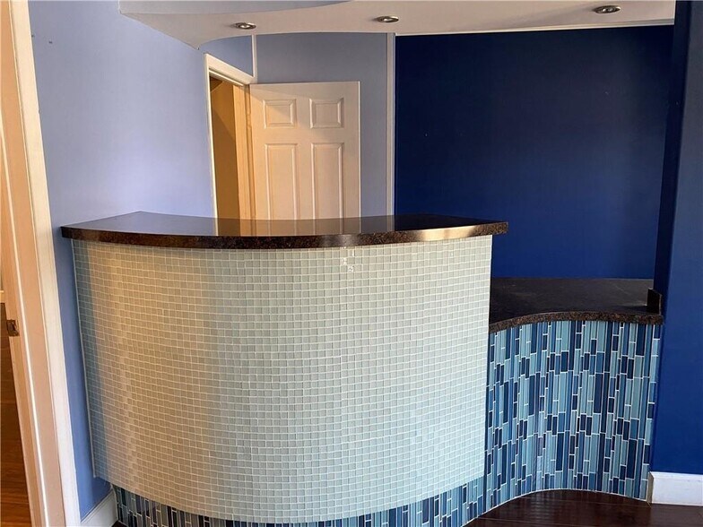 More Photos Of 8350 Florence Ave, Downey Coworking Space