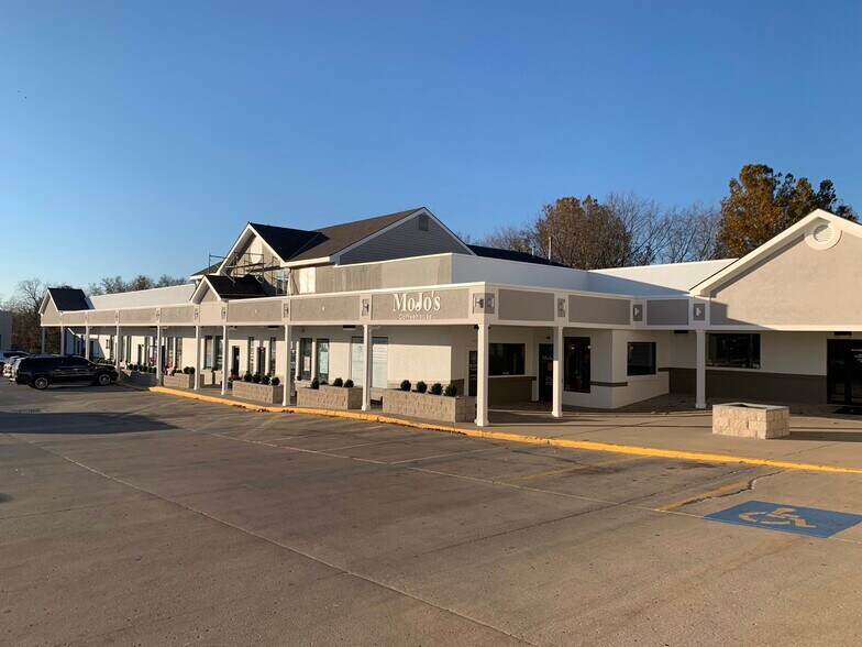 More Photos Of 178-202 W 92 Highway, Kearney Unknown For Lease