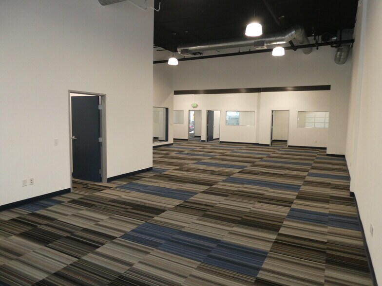 More Photos Of 6100-6120 San Fernando Rd, Glendale Office For Sale