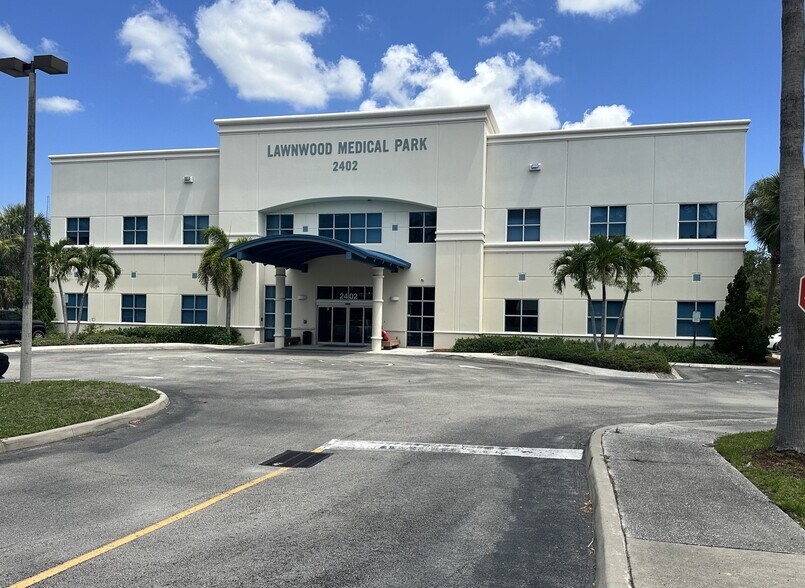 More Photos Of 2402 Frist Blvd, Fort Pierce Medical For Sale