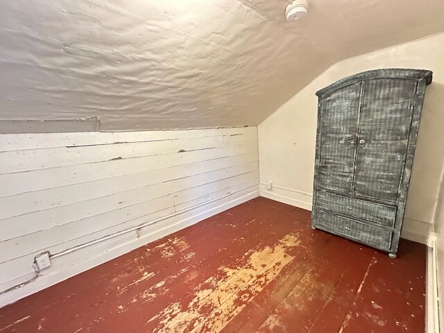 More Photos Of 1215 S Harrison St, Moscow Flex For Sale