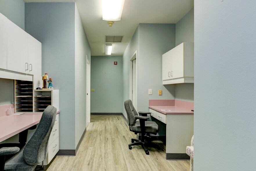 More Photos Of 403 Black Hills Ln SW, Olympia Medical For Sale