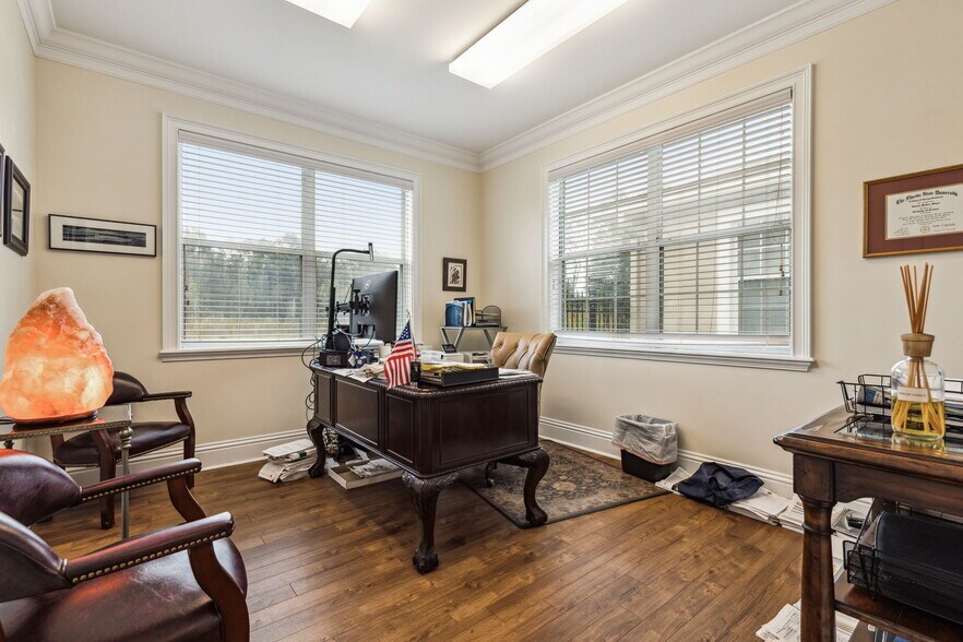 More Photos Of 18936 Dale Mabry Hwy N, Lutz Medical For Lease