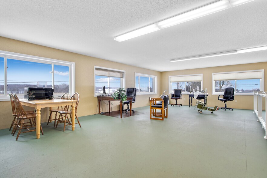 More Photos Of 13520 Currier Sardinia Rd, Chaffee Freestanding For Lease