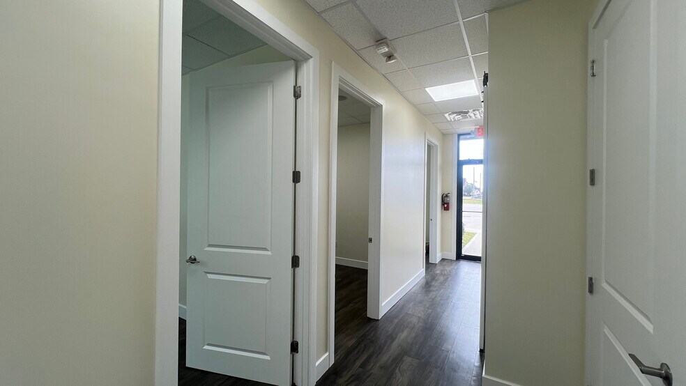 More Photos Of 3107 Elrod Rd, Katy Unknown For Lease