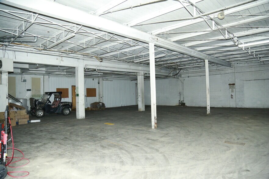 More Photos Of 1200 Morgantown Ave, Fairmont Warehouse For Sale