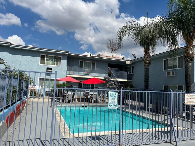 More Photos Of 1525 E Lynwood Dr, San Bernardino Apartments For Sale