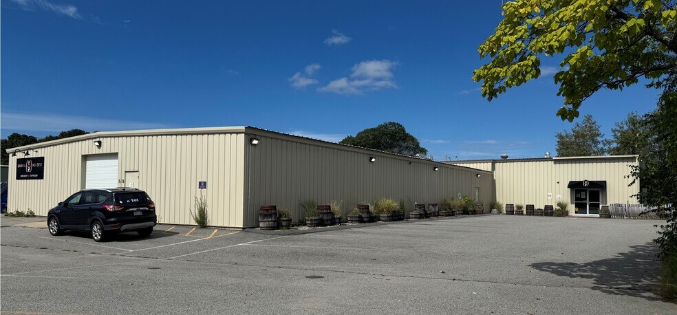 More Photos Of 95 Woodrock Rd, Weymouth Warehouse For Lease