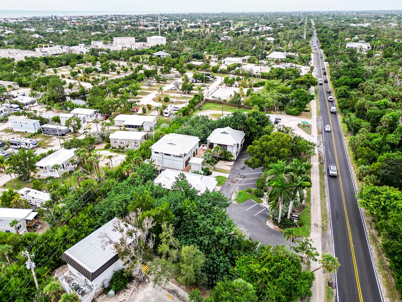 More Photos Of 1149 Periwinkle Way, Sanibel Office For Sale