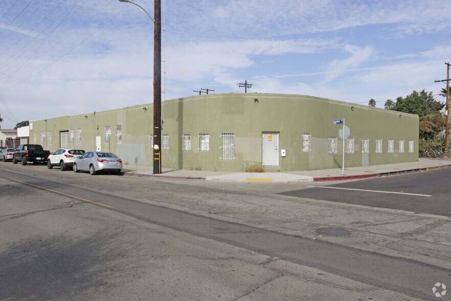 Primary Photo Of 10731-10737 Chandler Blvd, North Hollywood Warehouse For Lease