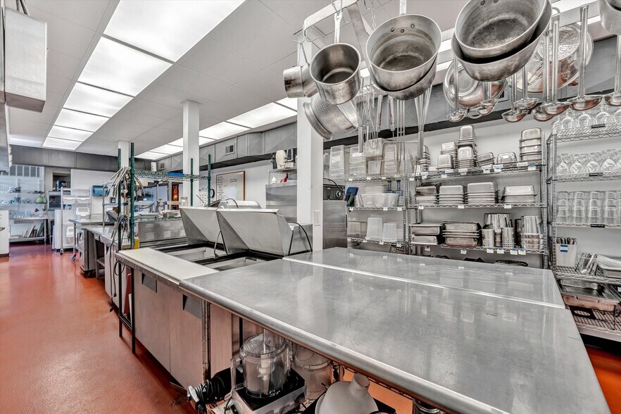 More Photos Of 106 Stoney Battery Rd, Troutville Restaurant For Sale