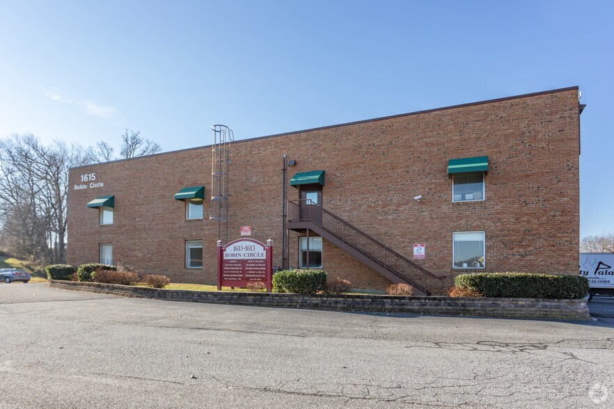 More Photos Of 1615 Robin Cir, Forest Hill Light Distribution For Lease