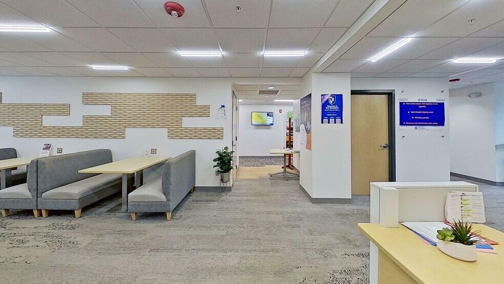 More Photos Of 10 Pettee Brook Ln, Durham Apartments For Lease