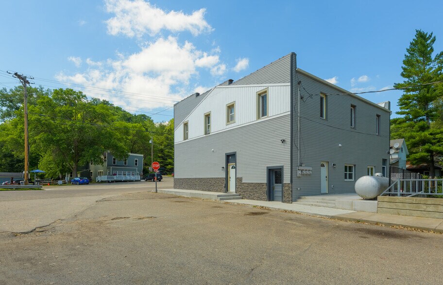 More Photos Of 26370 County 7 Blvd, Welch Apartments For Sale