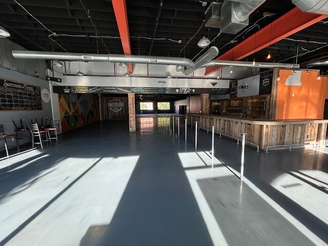 More Photos Of 419 N Walnut St, Bloomington Storefront For Sale