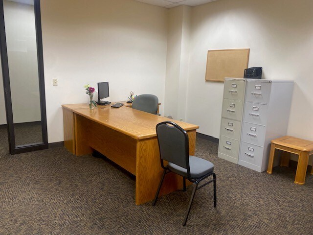 More Photos Of 1696 Greenview Dr SW, Rochester Office For Lease