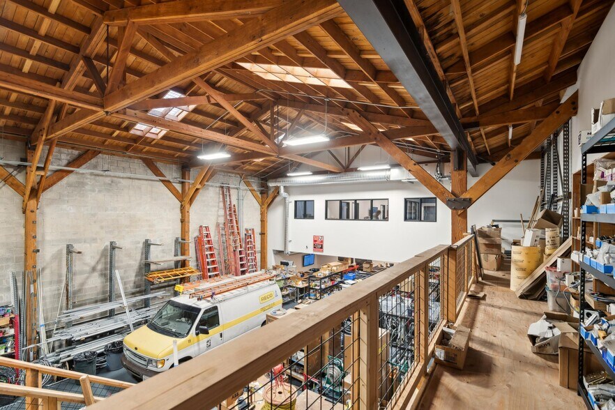 More Photos Of 1000 Calcot Pl, Oakland Warehouse For Sale