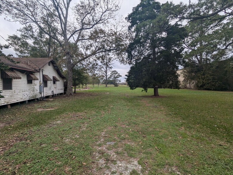 More Photos Of 1380 Lindbergh Dr, Beaumont Land For Sale