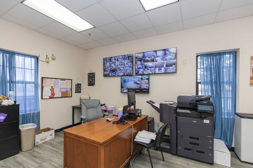 More Photos Of 2400 N Coulter St, Amarillo Religious Facility For Sale