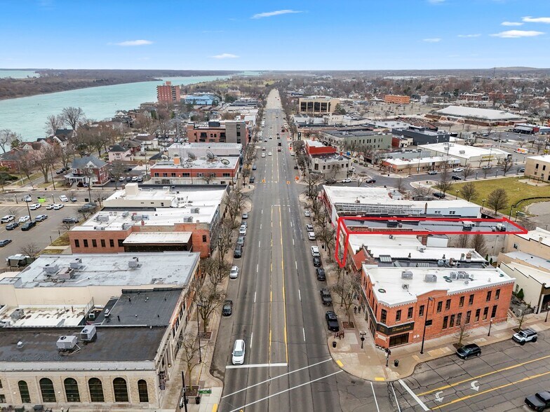 More Photos Of 2938 Biddle Ave, Wyandotte Storefront Retail Office For Lease