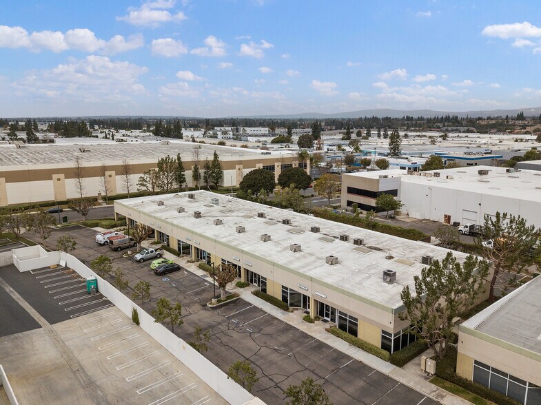 More Photos Of 1260 N Hancock St, Anaheim Light Distribution For Lease